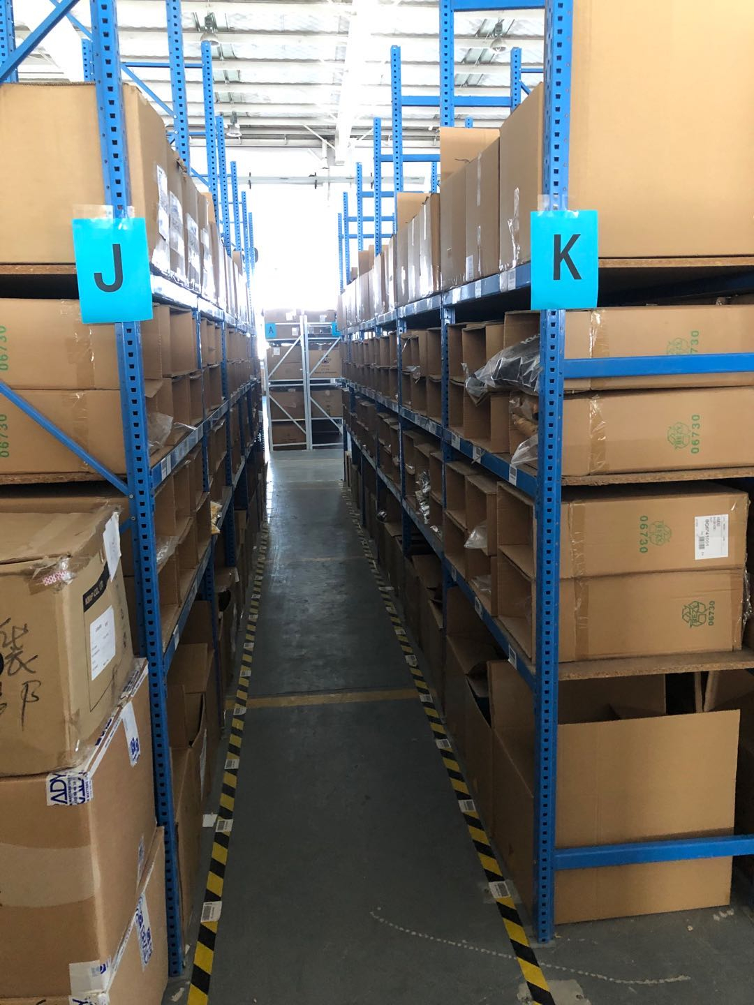 服裝電商倉(cāng)儲(chǔ)代發(fā)貨降低倉(cāng)內(nèi)成本常見問(wèn)題